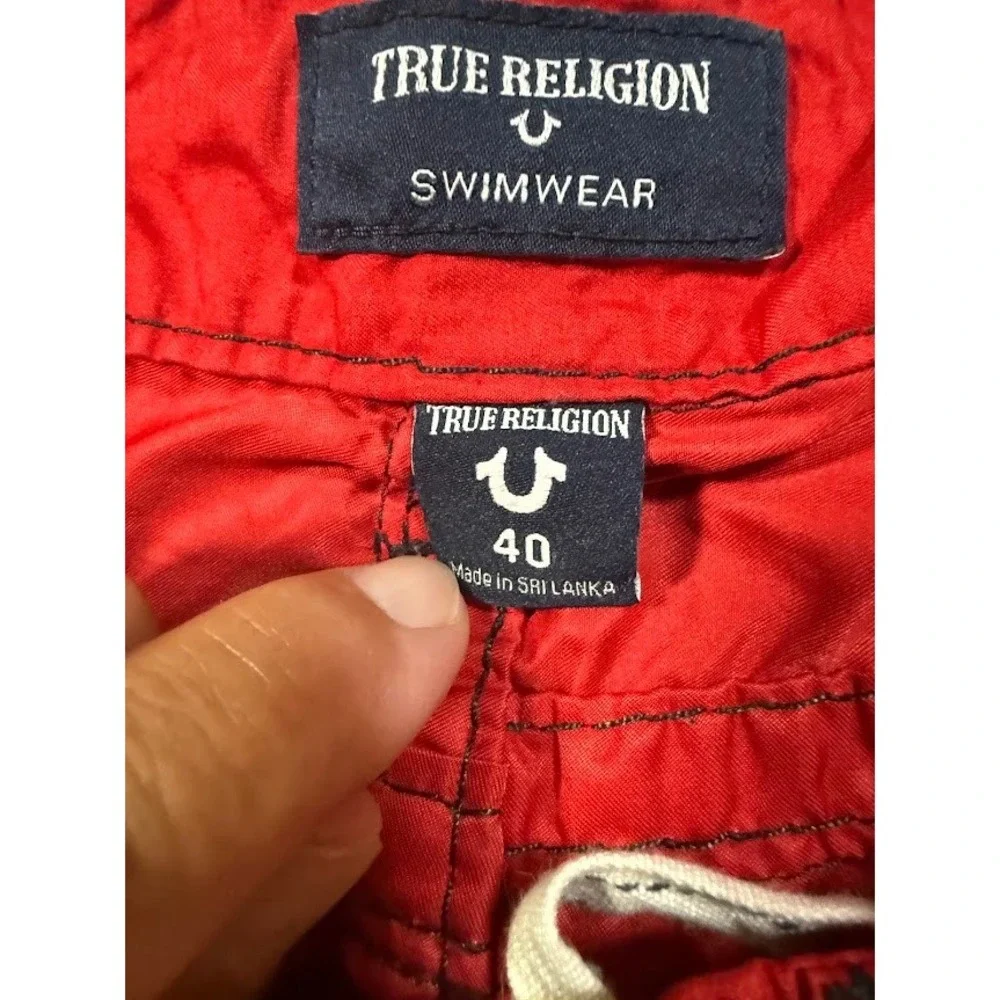 True Religion Mens Red Board Shorts Swim Trunks Contrast Stitch 40X12.